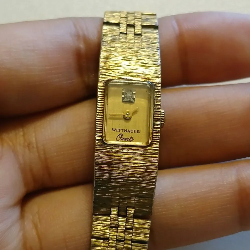 Parts/Repair VTG 80s Wittnauer Quartz Gold Tone Diamond Accent Bark Texture